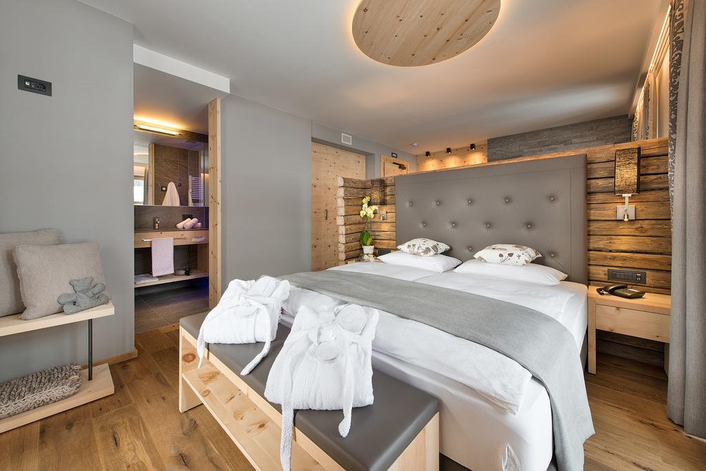 Hotel Roberta Alpine Adults Only Livigno Dış mekan fotoğraf