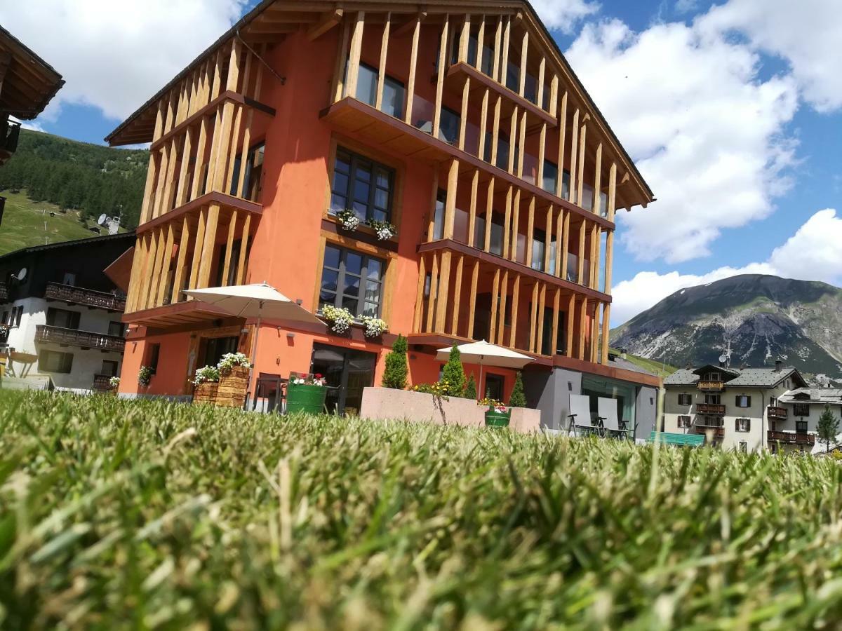 Hotel Roberta Alpine Adults Only Livigno Dış mekan fotoğraf